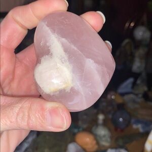 HQ Soft Blush Pink Milky Rose Quartz Polished Puffy Heart Carving